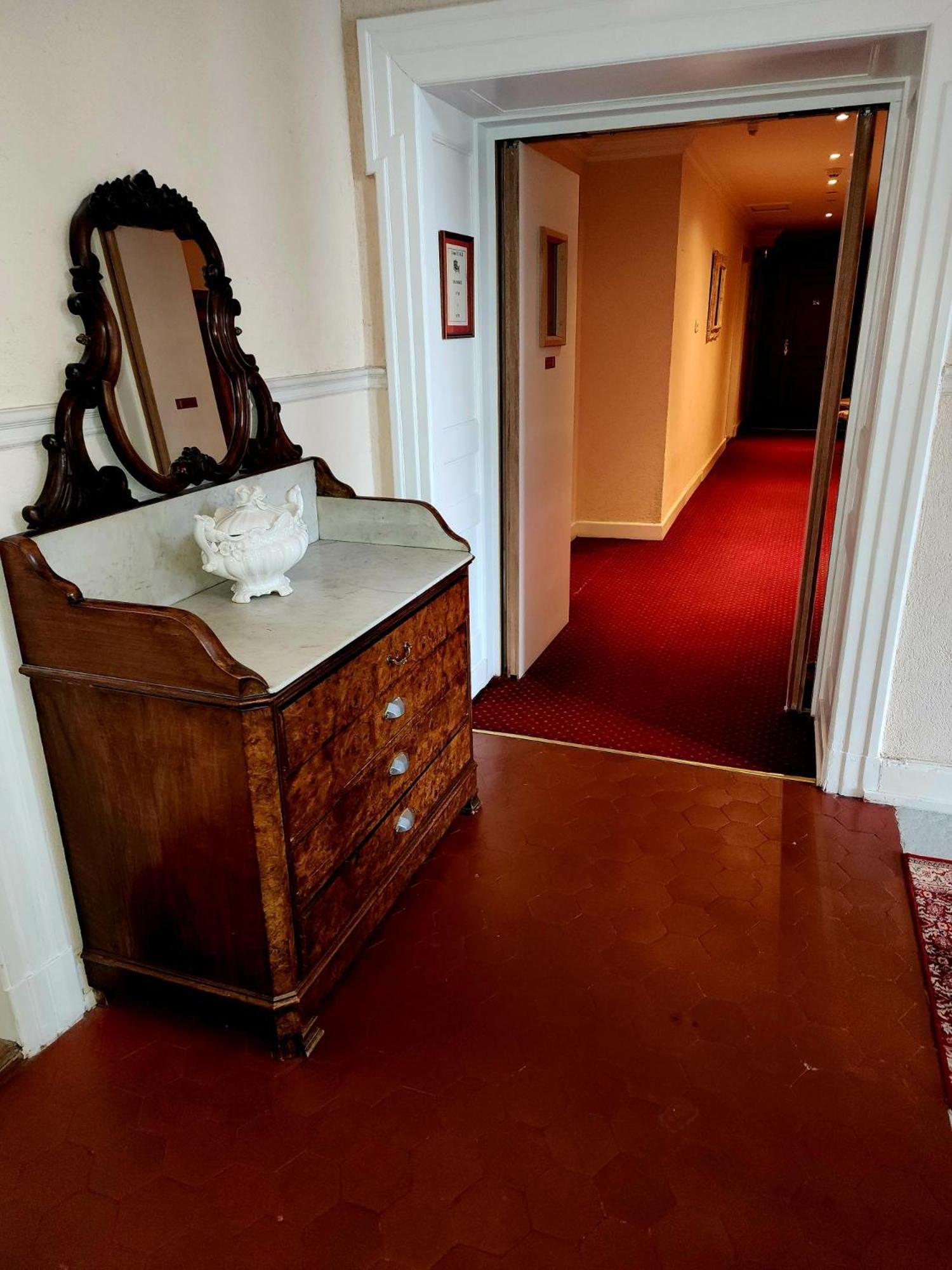 Hotel De L'Europe Basel Mulhouse Airport サン・ルイ エクステリア 写真